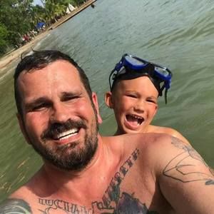 Meet your Posher, Robert